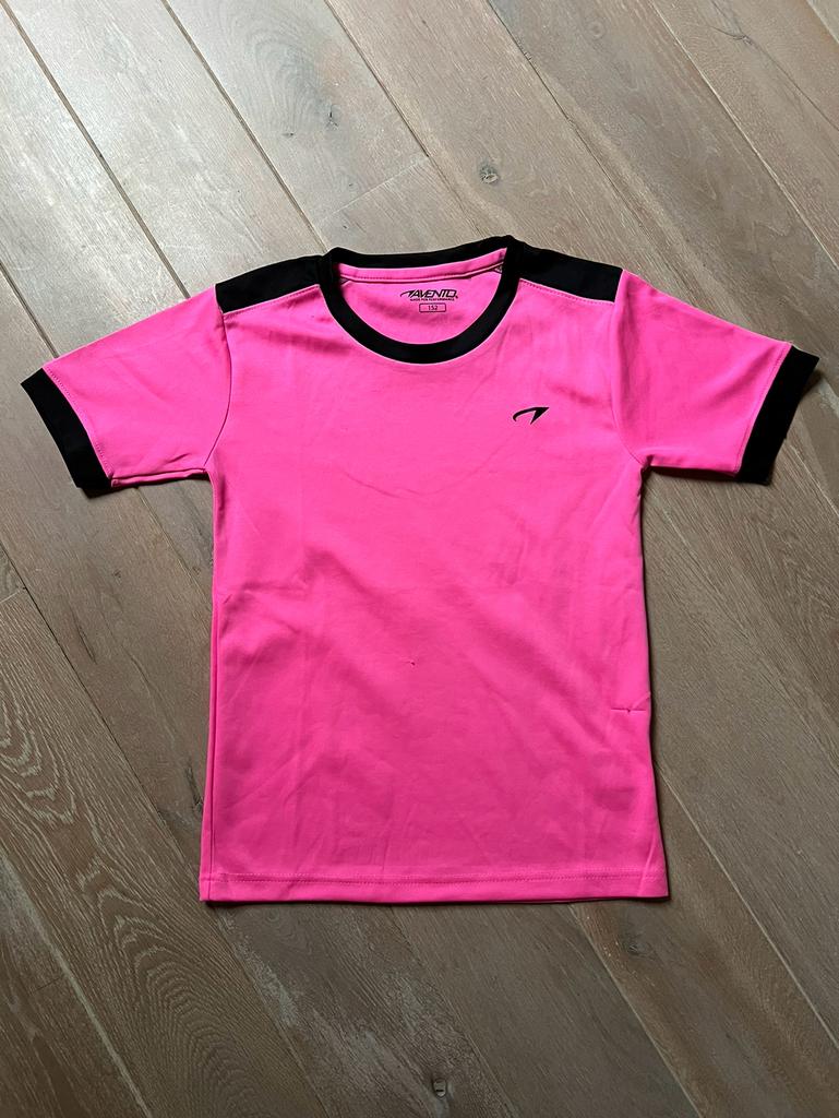 T-shirt maat 152 van Avento, Gebruikt, Jongen of Meisje, Avento, Ophalen of Verzenden
