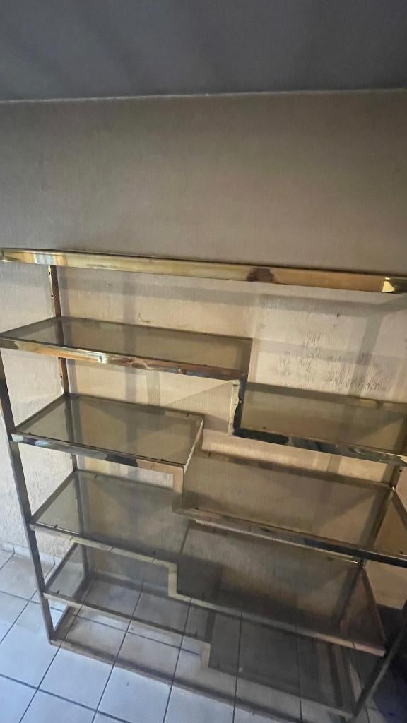 Belgo Chrom kast, Enlèvement