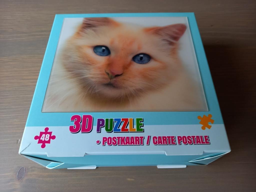 3 D PUZZEL VAN EEN POESJE MET POSTKAART ❤️🧡💛💚, Ophalen of Verzenden