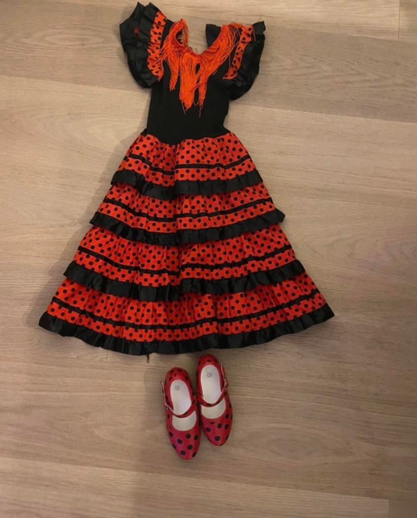Spaanse jurk, Kinderen en Baby's, Carnavalskleding en Verkleedspullen, Ophalen, Zo goed als nieuw