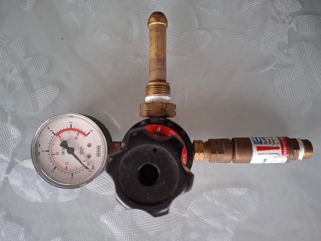 Drukregelaar voor propaan, Doe-het-zelf en Bouw, Verwarming en Radiatoren, Ophalen of Verzenden, Zo goed als nieuw, Overige typen
