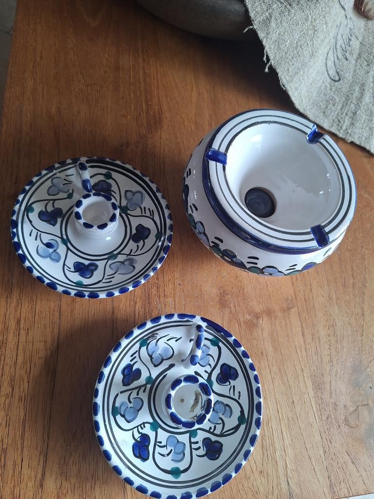 Set origineel Marokkaans aardewerk, Enlèvement
