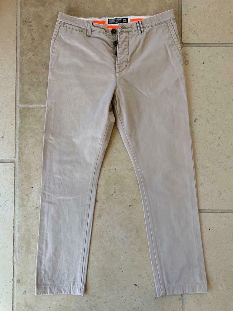 Lichtbeige heren broek /chino 'Superdry', Maat: XL, eerder M, Kleding | Heren, Broeken en Pantalons, Bruin, Maat 48/50 (M), Ophalen of Verzenden