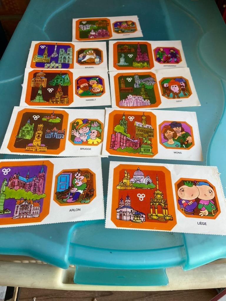set stickers van steden 9 stuks jaren 70, Enlèvement ou Envoi, Neuf, Autres types
