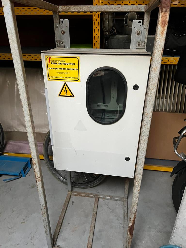 Werfkast, Doe-het-zelf en Bouw, Ophalen, Gebruikt