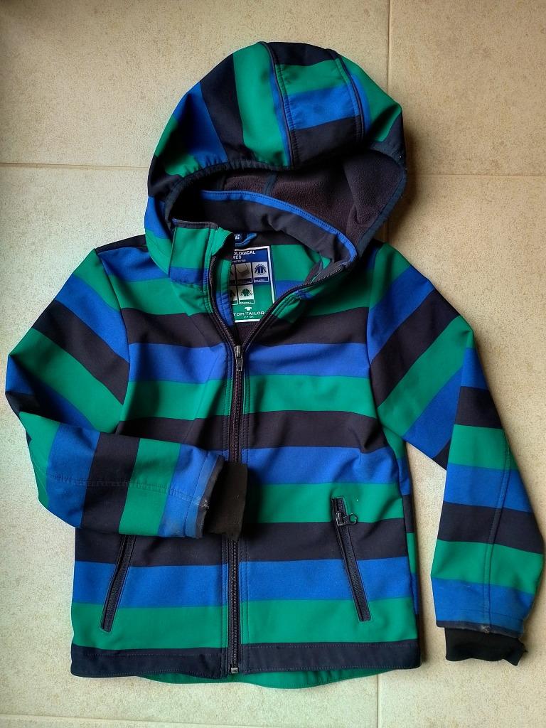 Softshell jas maat 116/122, Zo goed als nieuw, Jongen, Jas, Ophalen