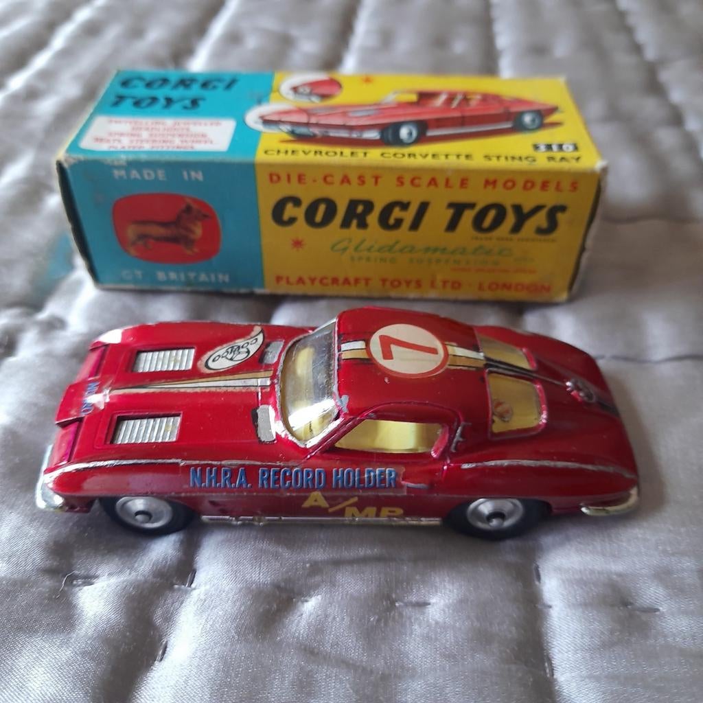 CORGI UK nr.310 CHEVROLET CORVETTE STINGRAY*VINTAGE*, Ophalen, Zo goed als nieuw, Auto, Corgi