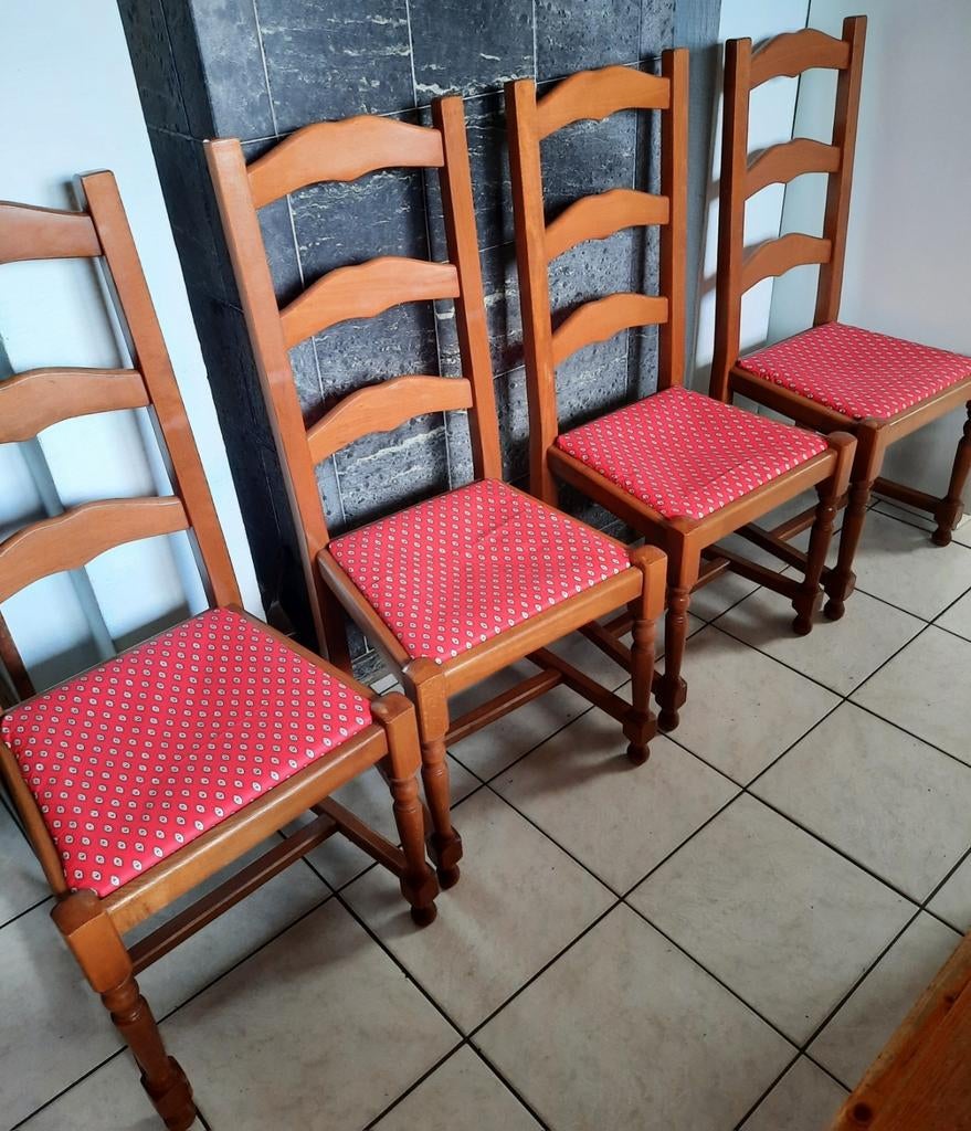 Chaises en bois, Enlèvement, Bois