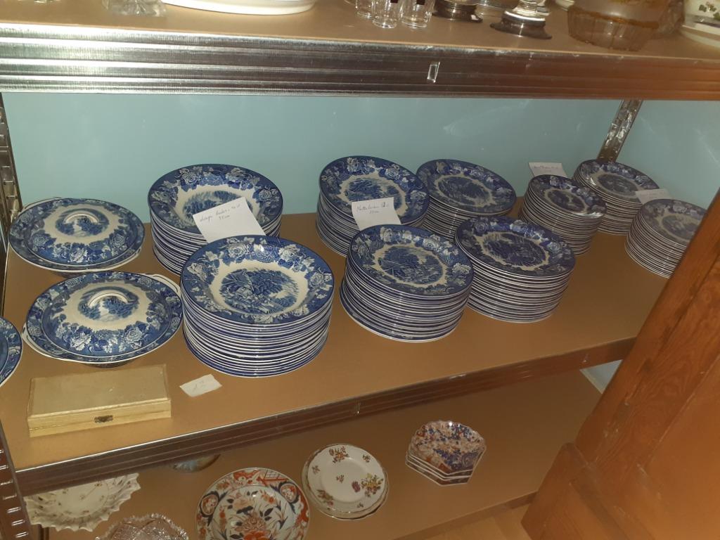 Antiek engels servies, Ophalen