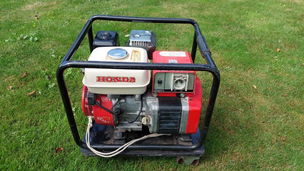 Honda generator EG1900X - DEFECT!, Ophalen, Gebruikt, Minder dan 5 kVA, Benzine