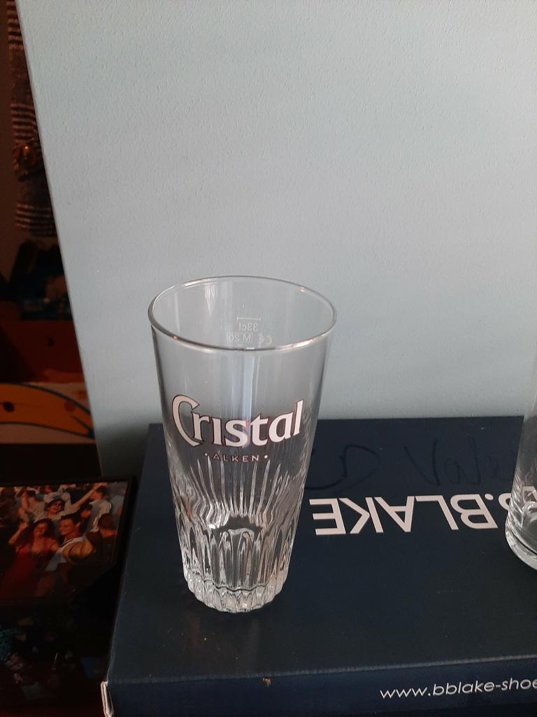 Bierglas 11gl voor 5 euro, Ophalen, Zo goed als nieuw