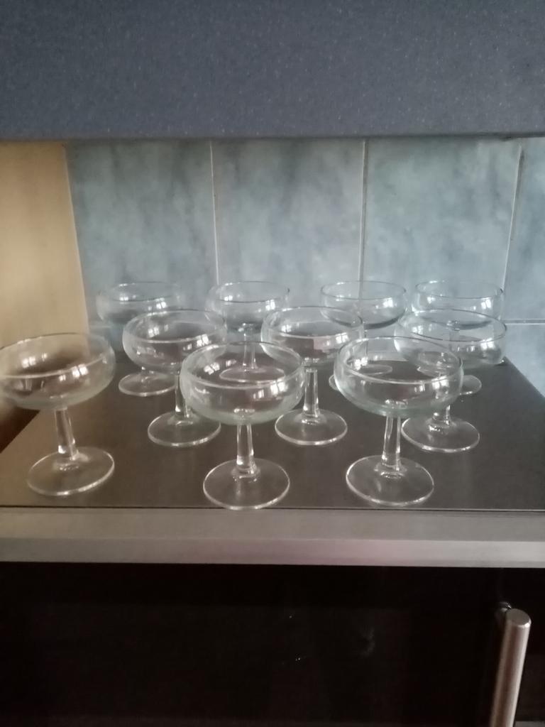 Champagne glazen 10 stuks voor 5 €, Ophalen