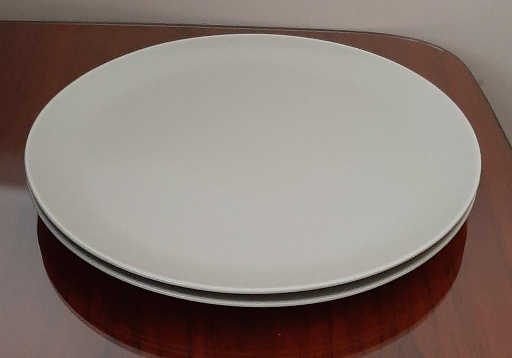 2 plats tarte/pizza ikea vintage beige- diamètre 32 cm, Enlèvement, Comme neuf