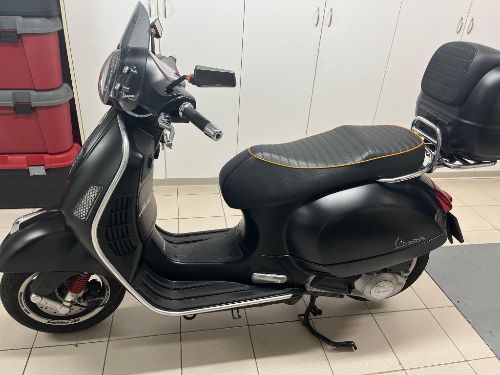 Vespa GTS Super Sport 125, Ophalen, Overige modellen, 125 cc, Zo goed als nieuw