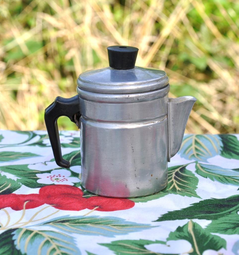 jouet ancien en alu cafetiere ou bouilleur a lait, Enlèvement ou Envoi