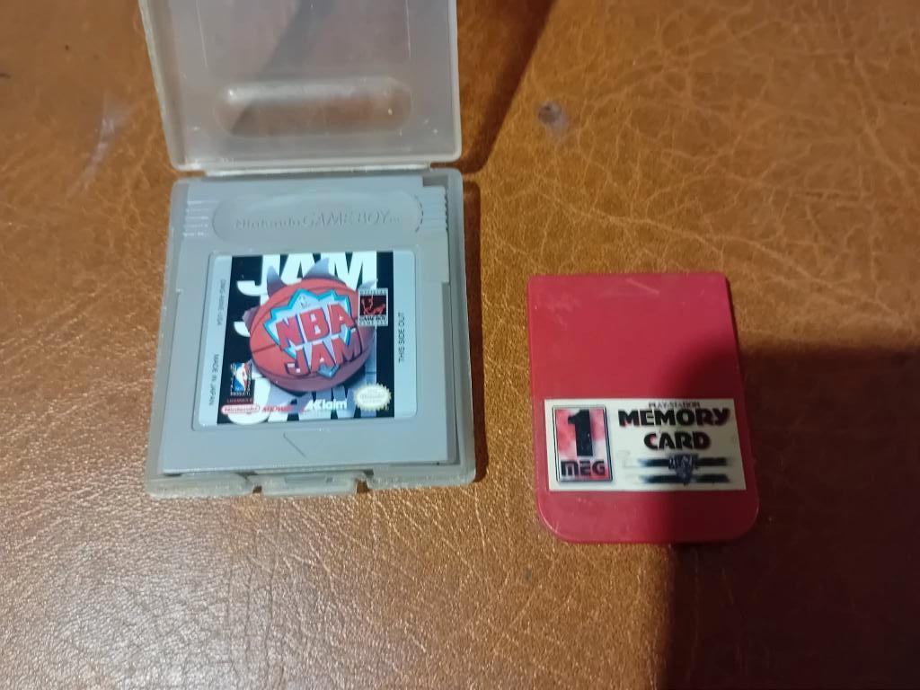 game boy spel & memory kaart, Ophalen of Verzenden, Zo goed als nieuw, Sport, Vanaf 7 jaar