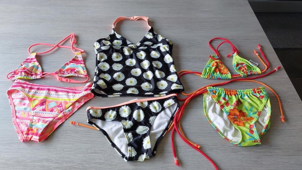 Bikini's maat 134 140, Enlèvement ou Envoi, Taille 134, Comme neuf, Ensemble de bikini