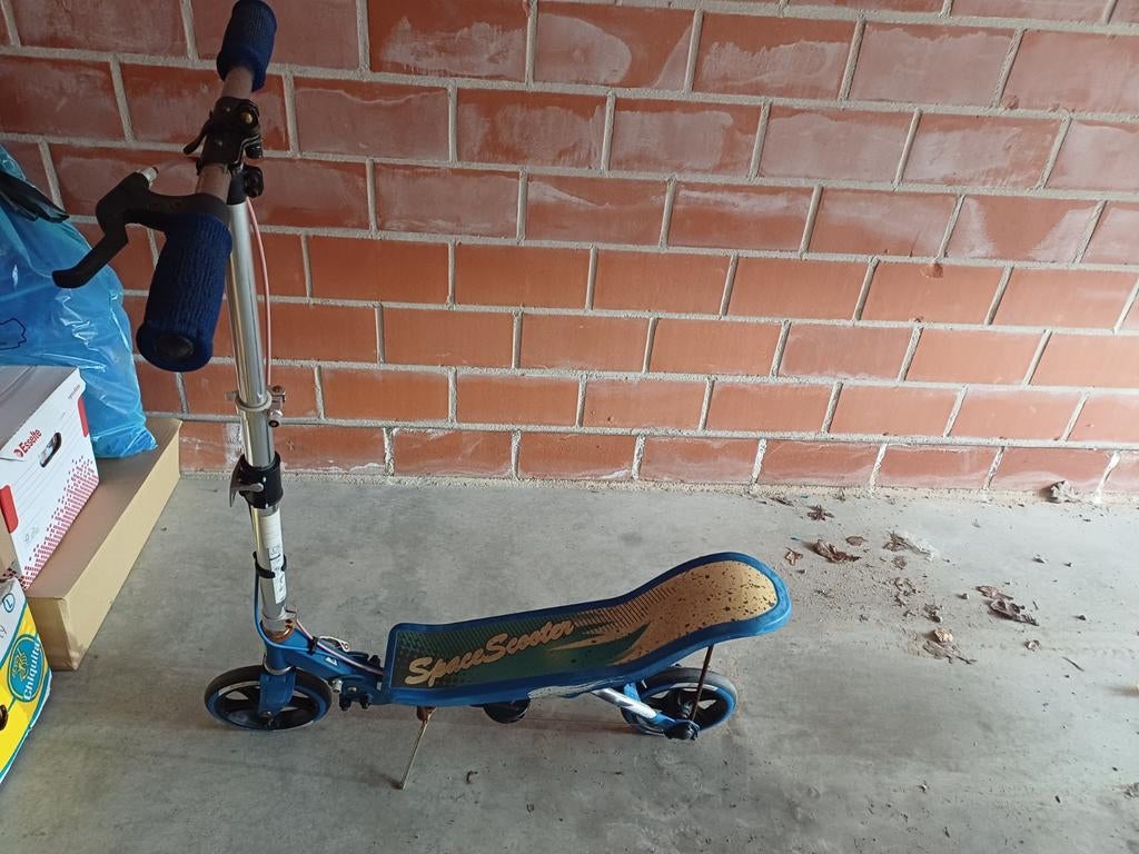 Space scooter, Fietsen en Brommers, Ophalen, Gebruikt