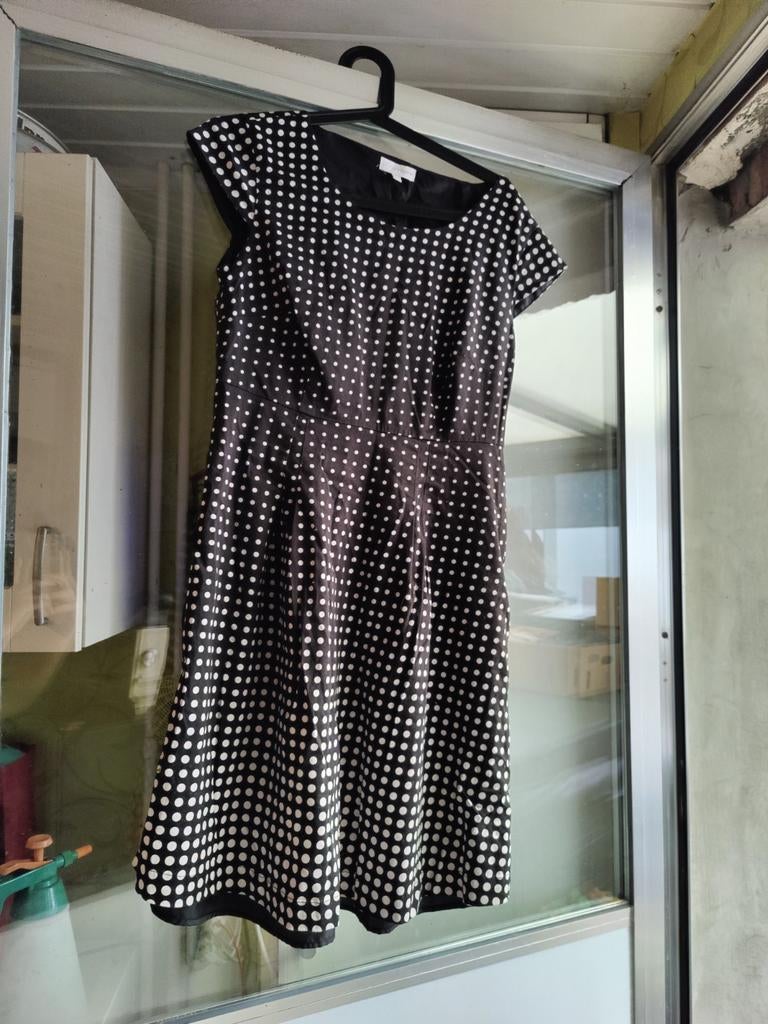 Kleedje kleine maat 42, Kleding | Dames, Charles vogele, Ophalen of Verzenden, Maat 42/44 (L), Zwart