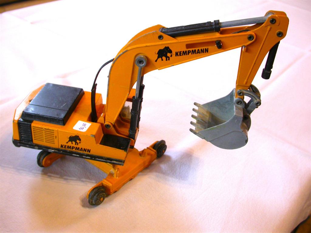 KEMPMANN grue jaune en métal, Collections, Enlèvement ou Envoi, Utilisé