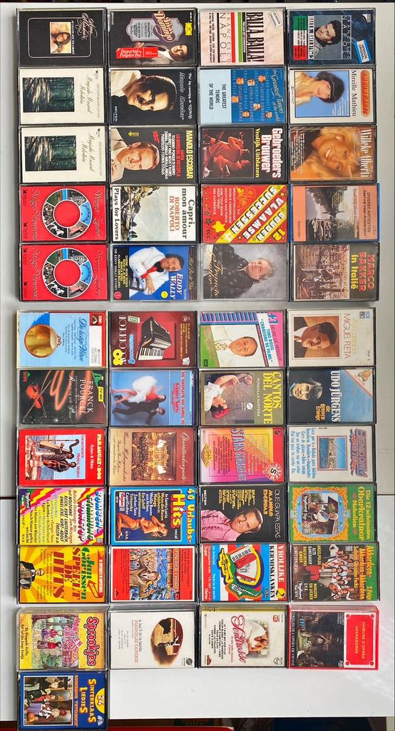 45x Toutes sortes de cassettes (NL+D+SP+I + contes de fées), Enlèvement ou Envoi, 26 cassettes audio ou plus, Originale, Avec boîte de rangement, étagère ou coffret