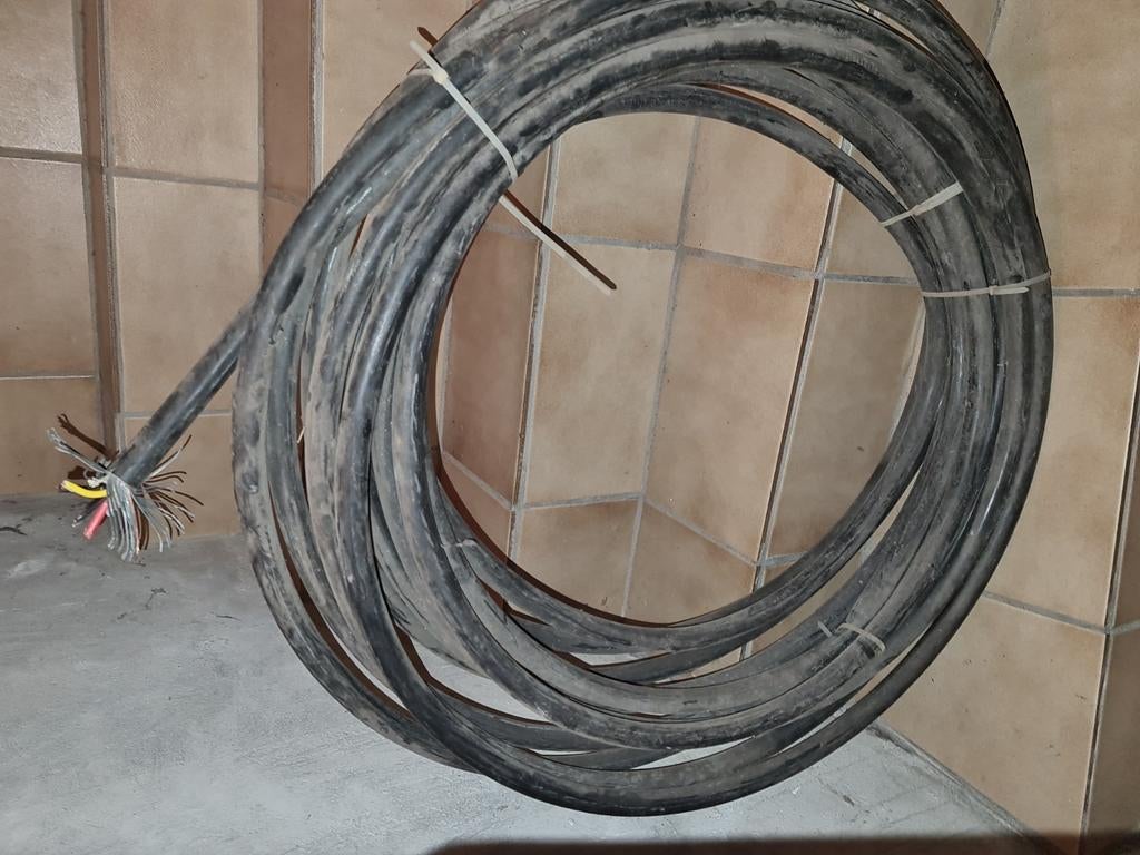 Xfvb of exvb 4x10mm2, Doe-het-zelf en Bouw, Elektriciteit en Kabels, Ophalen, Zo goed als nieuw