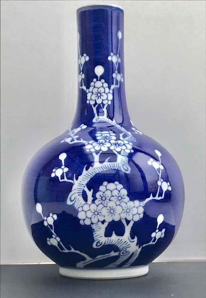 vase en porcelaine, fleur de prunus, décor chinois, Enlèvement ou Envoi