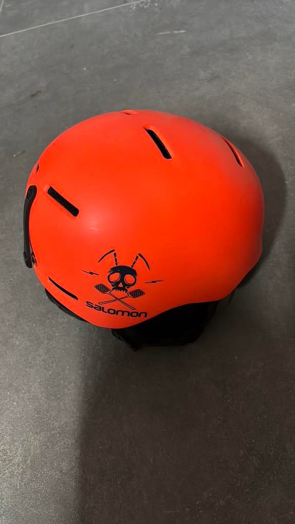 Ski,snowboard,… helm, Ophalen, Zo goed als nieuw, Ski