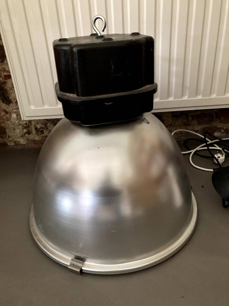 Lampe industrielle, Comme neuf, Enlèvement, 50 à 75 cm, Industriel