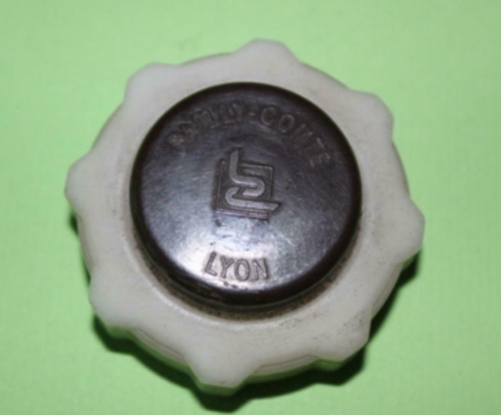 Radiator-dop, Fietsen en Brommers, Ophalen of Verzenden, Nieuw, Peugeot