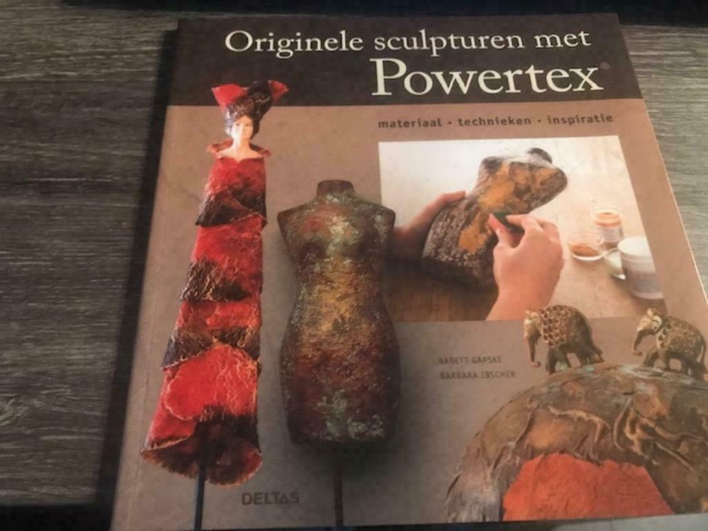 *Boek: Originele sculpturen met Powertex-nieuwstaat, Ophalen, Nieuw, Overige onderwerpen