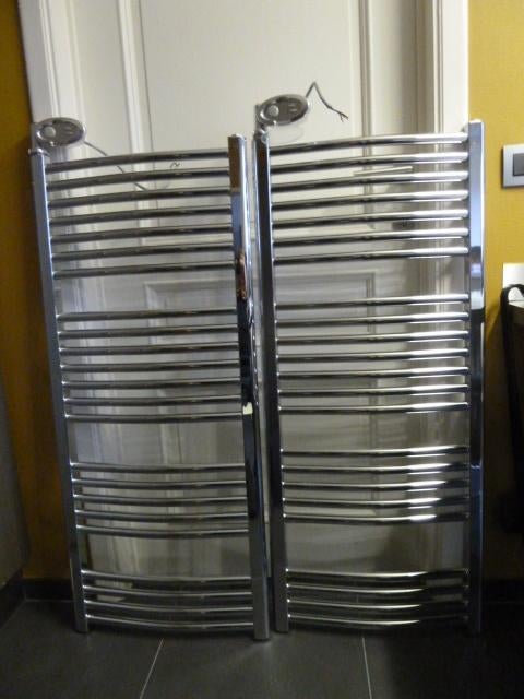 Radiateurs de salle de bain chromés (2), Bricolage & Construction, Enlèvement, Comme neuf, Chrome, Autres types