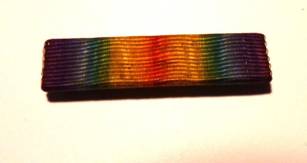 Dienstlint voor uniform op speld : Overwinningsmedaille 1914, Postzegels en Munten, Penningen en Medailles, Ophalen of Verzenden