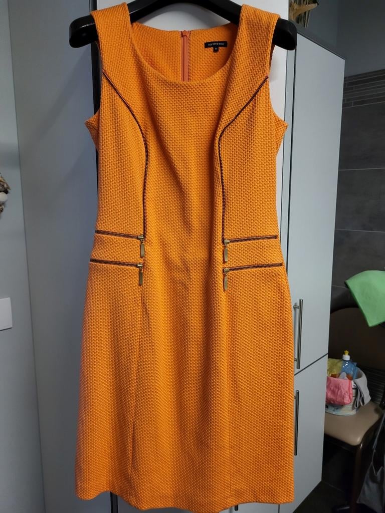 Jurk Caroline Biss, Ophalen of Verzenden, Zo goed als nieuw, Oranje