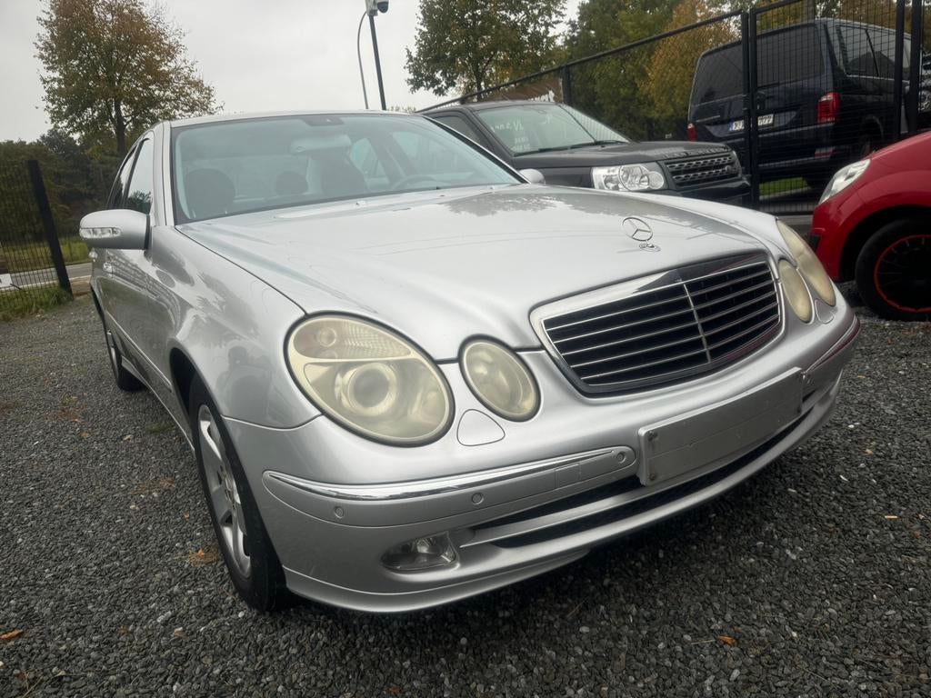Mercedes E200 cdi Avangarde automaat bj 2003 km 221.960, Auto's, Automaat, 4 deurs, Achterwielaandrijving, Zwart