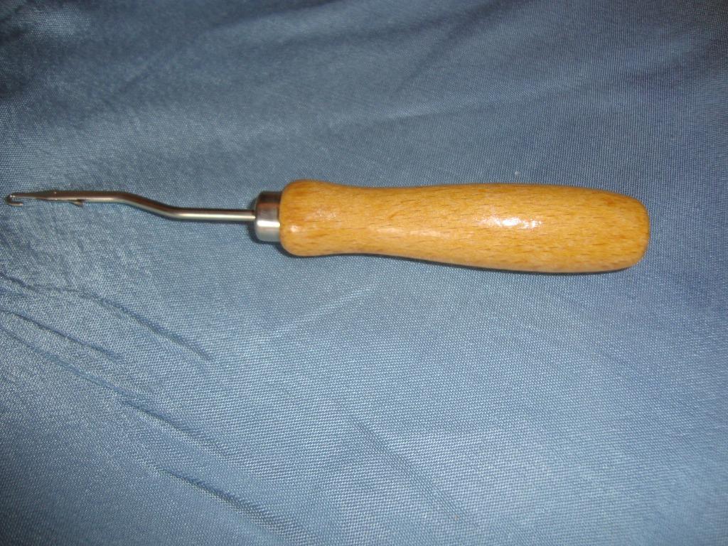 Macraméhaak met houten steel, Ophalen of Verzenden, Zo goed als nieuw