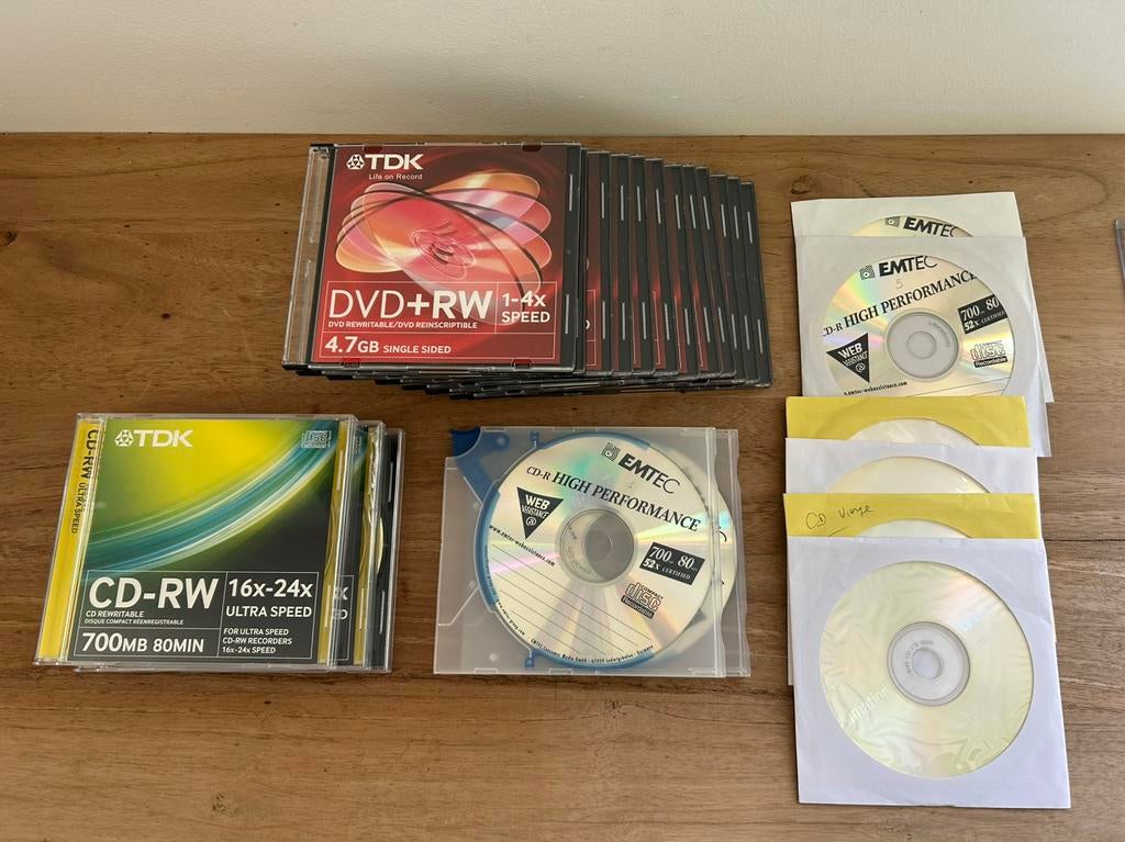 Lot dvd et cd vierge à graver, Informatique & Logiciels, Enlèvement ou Envoi, Comme neuf, Cd