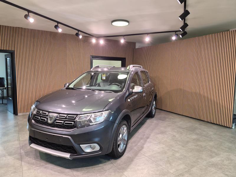 Dacia Sandero II Plus, Argent ou Gris, Achat, 90 ch, Entreprise