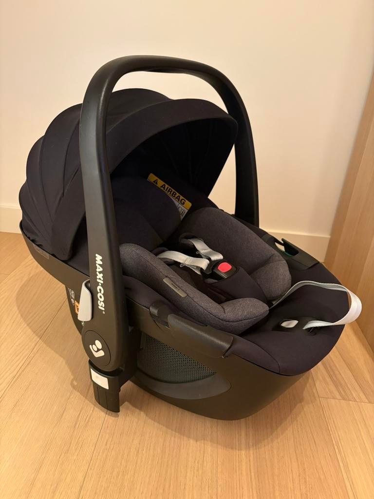 Maxi cosi pebble 360 baby MET familyfix 360 isofox base, Enlèvement, Comme neuf, Isofix