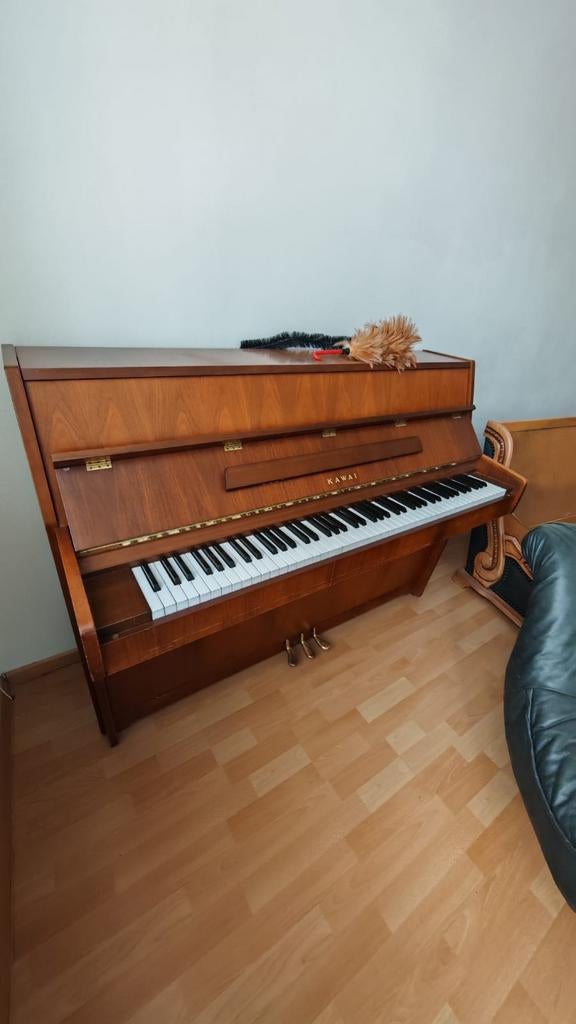 Piano droit brun Kawai, Ophalen, Gebruikt, Bruin, Piano