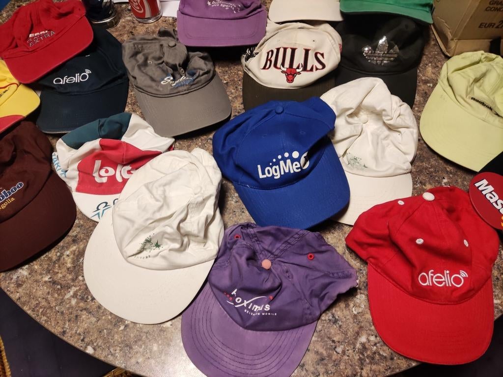 Nombreuses casquettes a vendre 2 à 5€ pièce, Enlèvement, Comme neuf, Casquette