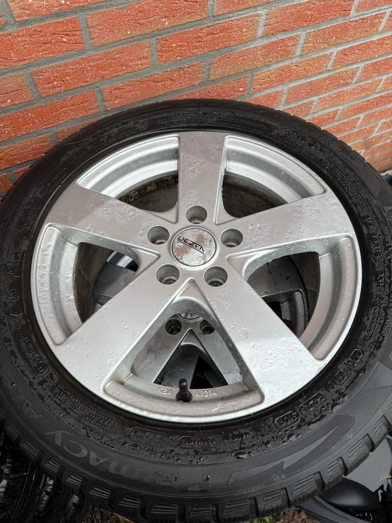 Dezent velgen met Michelin primacy 4 banden 215/55R16, Ophalen, Band(en)