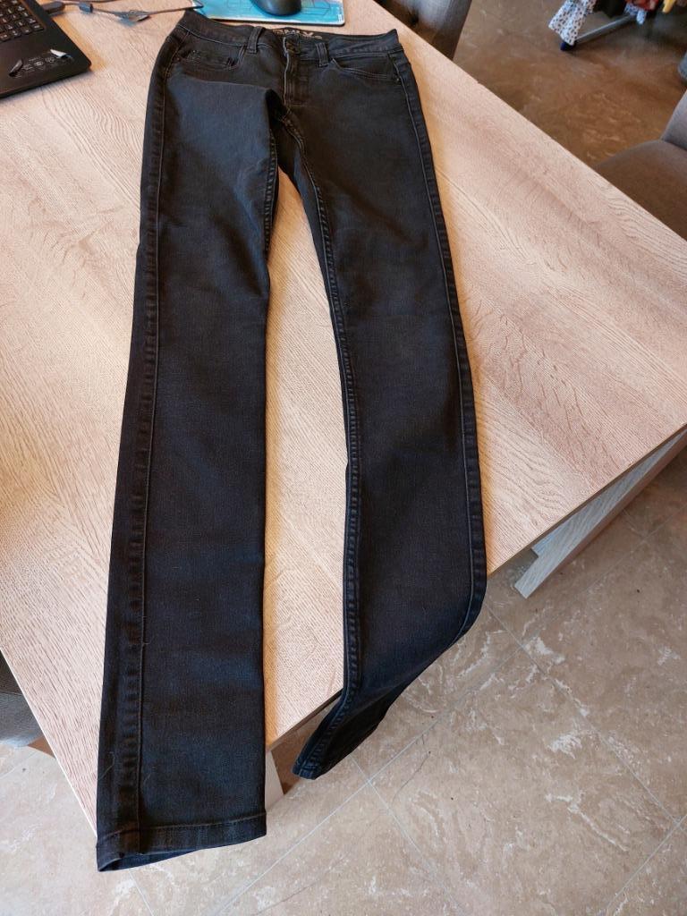 Jeans ONLY Maat 34, Only, Zwart, Ophalen of Verzenden, Zo goed als nieuw