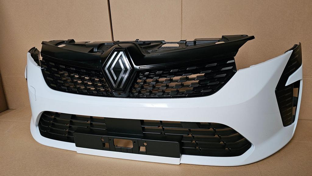 VOORBUMPER RENAULT CLIO 5 V FACELIFT COMPLEET BUMPER bj.2024, -, Origine de la pièce connue, Utilisé, -
