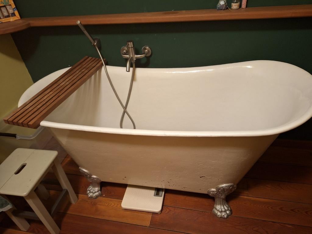 Antiek kloosterbad, Ophalen