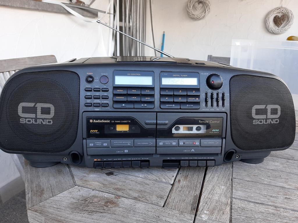 BOOMBOX AUDIOSONIC type CD320 uit 1990, Ophalen of Verzenden, Zo goed als nieuw, Radio