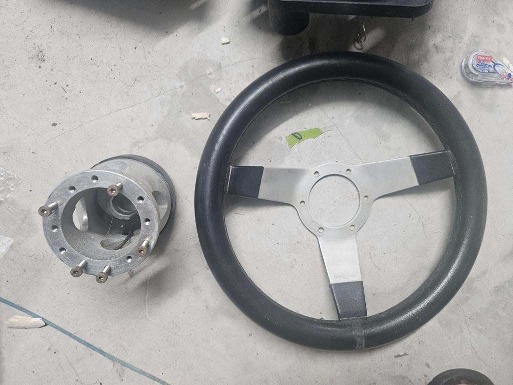Personal stuur met orgineel adaptor vw golf mk2 ., Auto-onderdelen, Verzenden, Fiat