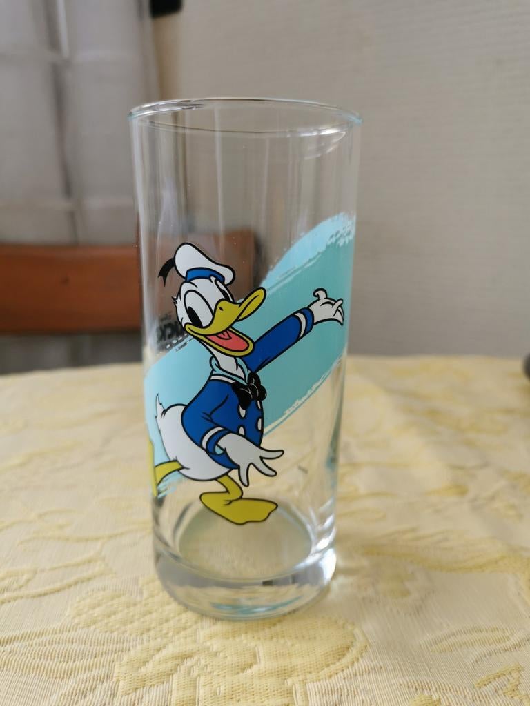 Glas Mickey and friends Aldi. Donald Duck., Verzamelen, Ophalen of Verzenden, Zo goed als nieuw, Waterglas