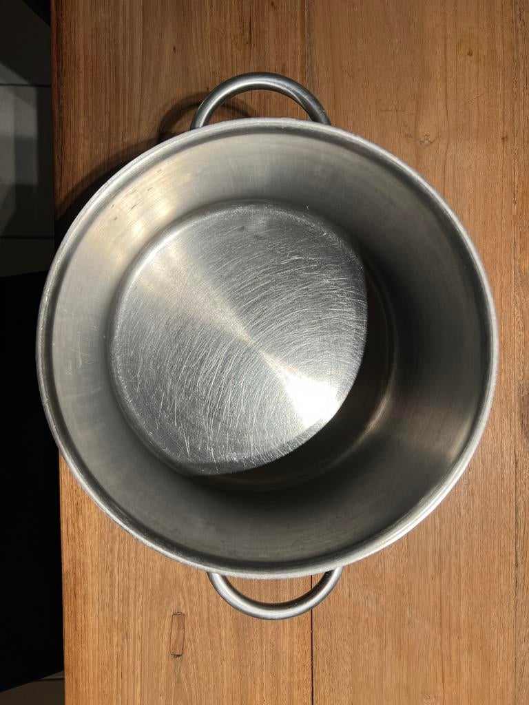 Grote inox kookpot diameter 24cm, Ophalen of Verzenden, Gebruikt, Inox