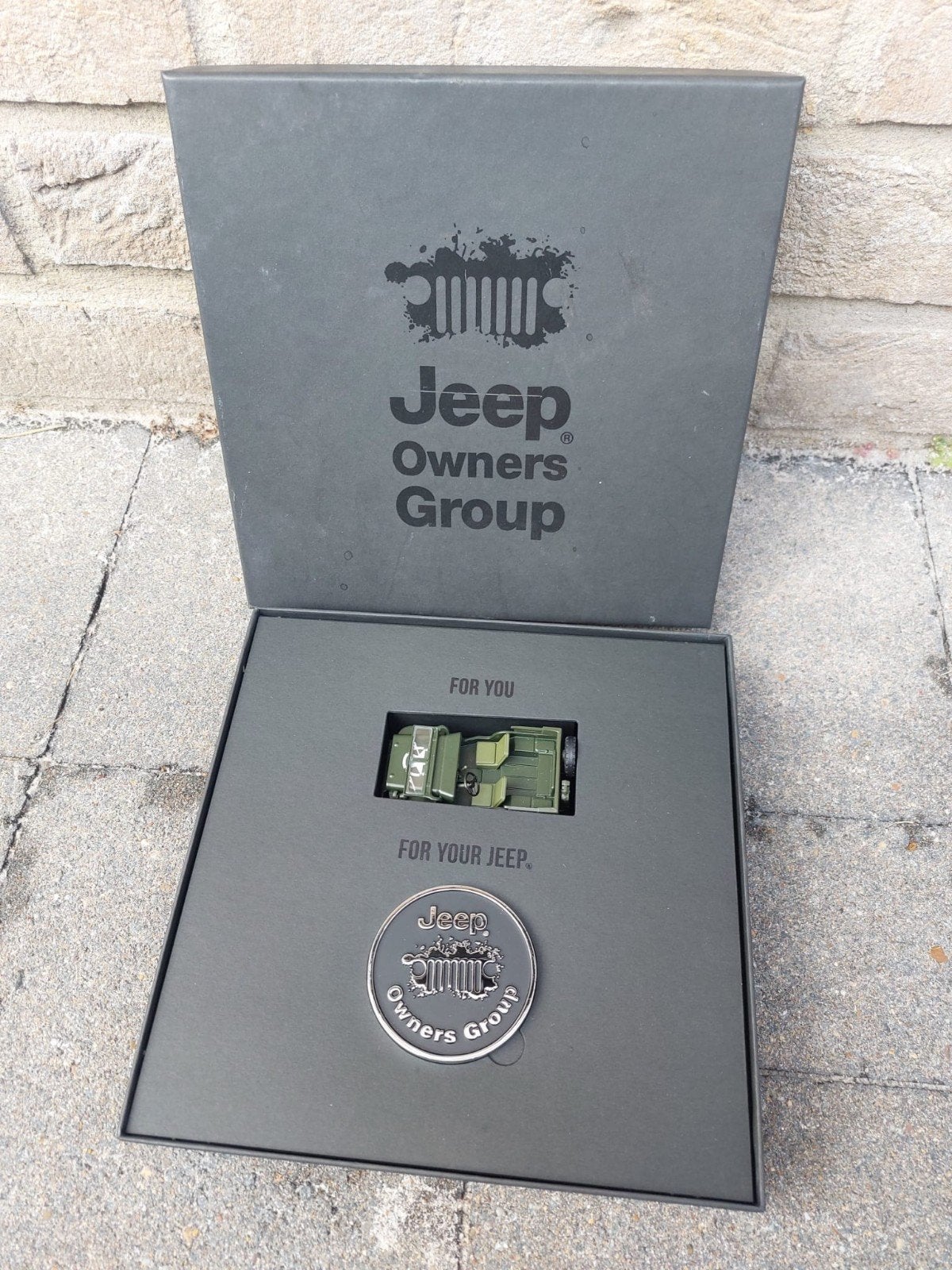 Jeep Owners Group (JOG) Gift Box – Willys Jeep, Collections, Enlèvement ou Envoi, Armée de terre, Autres types